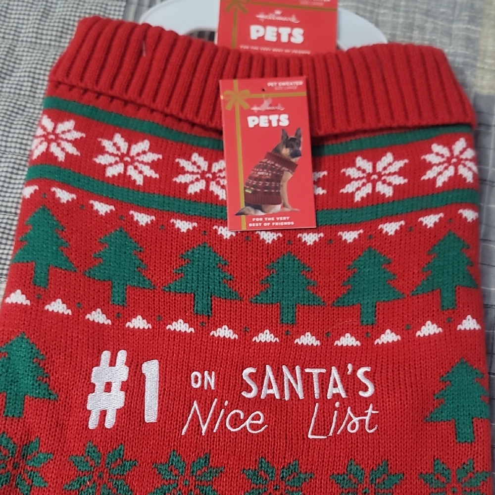 3/$20 Hallmark L Dog Sweater